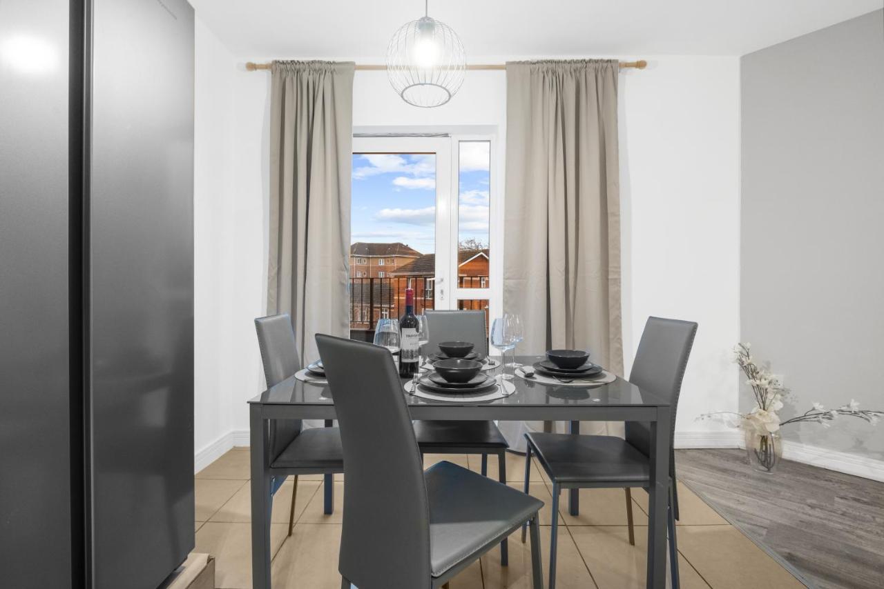 Birmingham, Modern 2 Bedroom, Free Parking Spaces, Free Wi-Fi And Netflix Zewnętrze zdjęcie